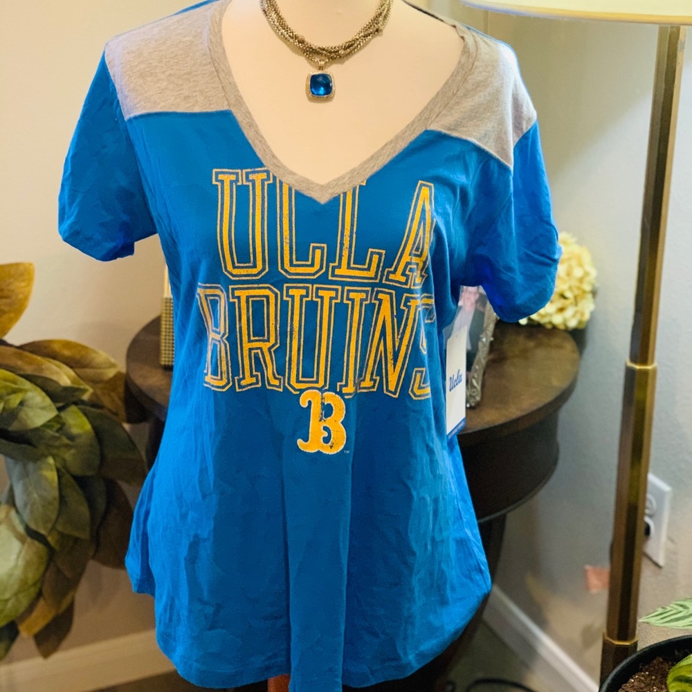 UCLA V-Neck for Women Size Large
